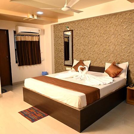 Hotel Sukh Sagar Somnāth Extérieur photo