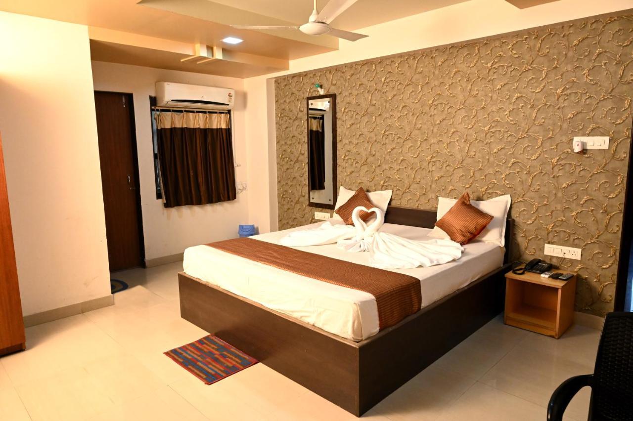 Hotel Sukh Sagar Somnāth Extérieur photo